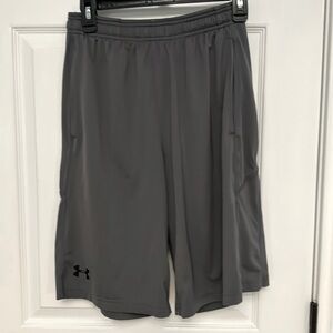 UA Sz Sm shorts gray drawstring EUC no stains tears or rips.
